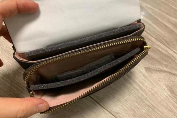 生活中钱包用什么颜色好风水