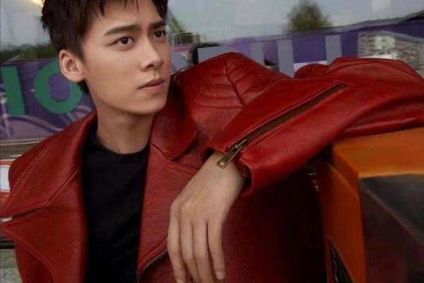 李易峰和什么星座的女生最合适