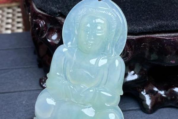 男士佩戴观音吊坠到底好不好呢